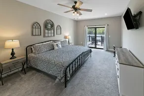 Break Away -  NEW Lakefront Modern Farmhouse 6BR-Outdoor Bar and Kitchen - Image 4