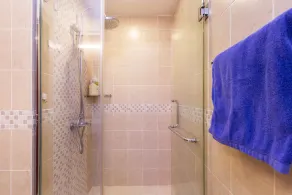 THE MANOR LUX APT^^NICE STUDIO 30%OFF FREE ROOF POOL - Image 5
