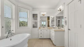 Lakefront Haven in Carillon Beach - Image 5
