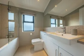 14 Westgate - Image 5