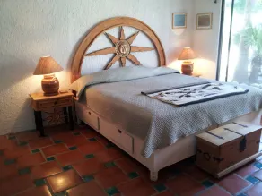 Casa del Sol: Location Location! Beachfront/Walking Distance to Everything! - Image 3
