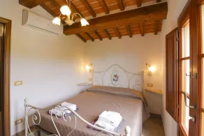 Cottage with private swimming pool, outdoor Jacuzzi and air conditioning. Extremely panoramic positi - Image 3