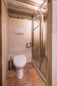 A Few Steps to The Duomo Perfect 1BD Apt - Image 3