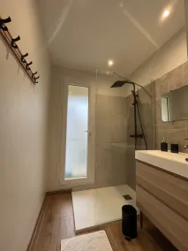 ⛱️🏄‍♂️ T3 apartment \"4 / 6\" people center beach seafront Hendaye 🌊⛵️ - Image 2