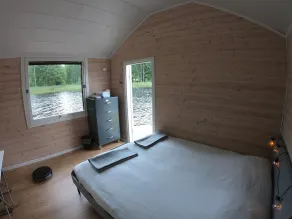 Cozy Tiny Houseboat in the Nature - Image 4