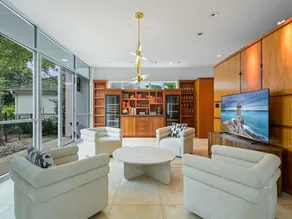 ARRIV EMERALD ESTATE | Upp till 8 bäddar | Lakefront | Just remodeled | PoolSpa - Image 4