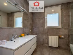 Maison avec Piscine et Parking à 5 min de la Plage – Palamós - Image 4