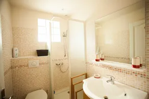  Private villa  and large  pool 08 mn from Porto Vecchio and marvellous beaches  - Image 5