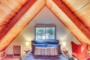 1 Mi to Snow Summit: Big Bear Lake Cabin! - Image 4