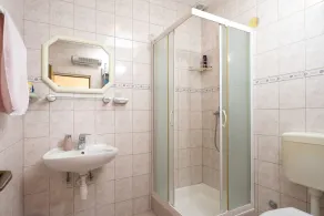 Apartments Zlata - Image 5