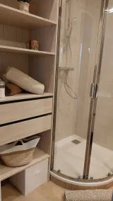 Magnificent apartment in character residence with swimming pool - Image 2