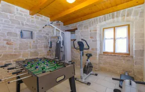 Nine-Bedroom Holiday Home In Bokordici - Image 2