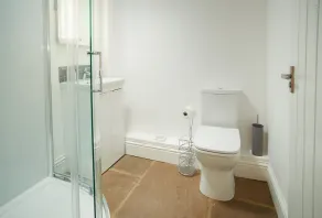 Two bedroom cottage situated in a quiet location - Image 3