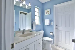 Viva La Flamingo! 10 Min to Anna Maria, Heated Pool, Pet Friendly - Image 2