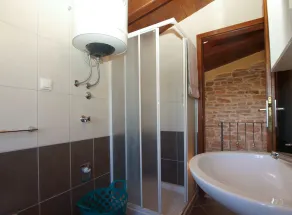 House 661/1576 (Istria - Barban), 20000m from the beach - Image 4