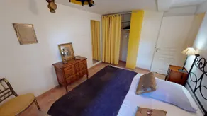 Apartment with terrace and swimming pool in the heart of the Camargue - Image 3