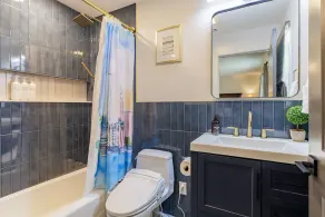 FC-huset - 3bd / 2ba-minutter til domæne / centrum - Image 3