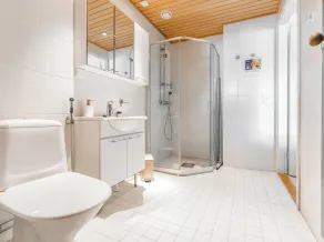 Modern 1BR Apartment next to Ski Slopes - Image 5