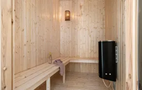 Nice Home In Glesborg With Sauna - Image 2