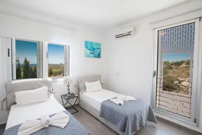 Chloe Luxury Villas - Image 5