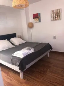 Luftkonditionerad villa 9/10 personer i stor inhägnad trädgård 150 m från havet - Image 4