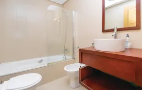 2 Bedroom Amazing Apartment In Roldán - Image 2