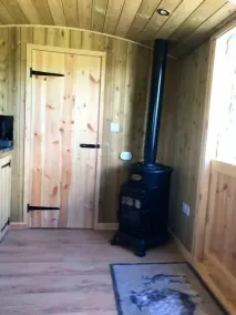 The Shepherds Hut at Hafoty Boeth - Image 2