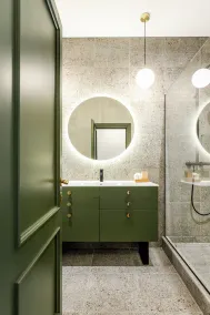 Two Bedroom Two Bathroom Apartment with Parking - Image 3