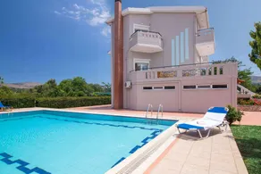 Private 4-Bedroom villa, large pool, amazing gardens, relaxing family vacations - Image 4