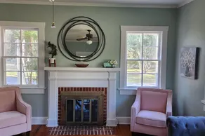 Grandma’s House at Mid Way Retro Retreat • Pet & Family Friendly - Image 2