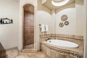 Coral Springs Resort H2, Community Pool, Lazy River, Water Slide, Private Spacious Patio - Image 4