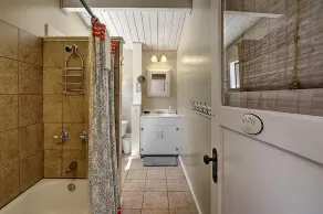 Rising Sun Retreat- peaceful riverfront views spa - Image 3