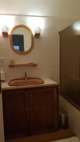 Very nice renovated family house - Image 2