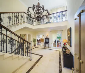 Mediterranean Villa - Image 3