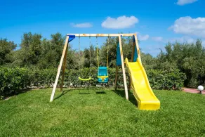 Family Friendly Villa Private Pool, Children's Play Area, Bbq, Spacious Garden, Near Beach - Image 2