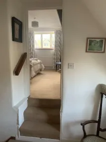 Quiet Cowfair Cottage In Central Cotswolds With Lovely Garden - Image 2