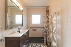 Nuria: Rymlig villa med privat pool och trädgård - Image 2