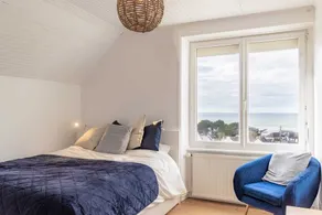 Spacious villa with sea view, 200 m from the beach. - Image 5