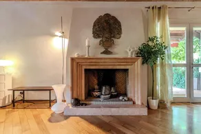 HouSmart Luxury Suite Golf Club - Image 2