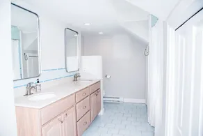 Oceanfront Modern Cape, 15 min to Newport!!! - Image 3