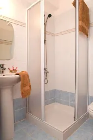 Superior 1 bed apartment in Oroklini with Communal Pool - Image 4