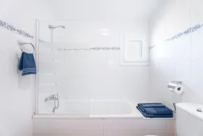 Apartamento 'Antiga Escola Pla Del Sabater' com vista para a montanha - Image 3