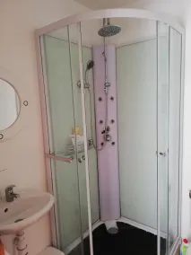 3 Bed House - Sleeps 6 - Pool - HotTub - Garden - Image 4