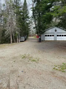 2 bedroom private custom built home with loft. - Image 4