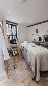 Bluebell Copse Cottages New Forest with hot tub.  - Image 2