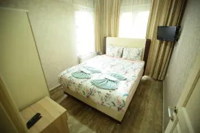 Bella Suit Studio Apartments - Image 3