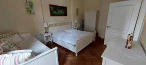 Entire villa on a large garden plot by the park - Image 5