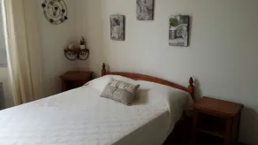 Bedoinhus 6/7 personer med privat pool och trädgård nära cent - Image 3