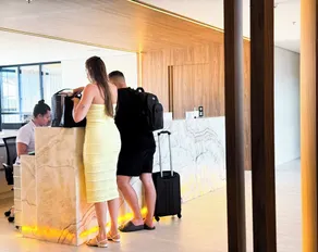 Blue Sea Hotel - Image 4