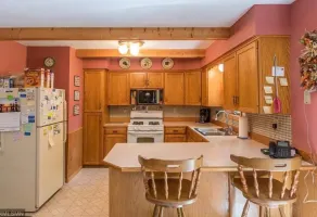 Perfect Summer rental in prime location on Washburn Lake - Image 5